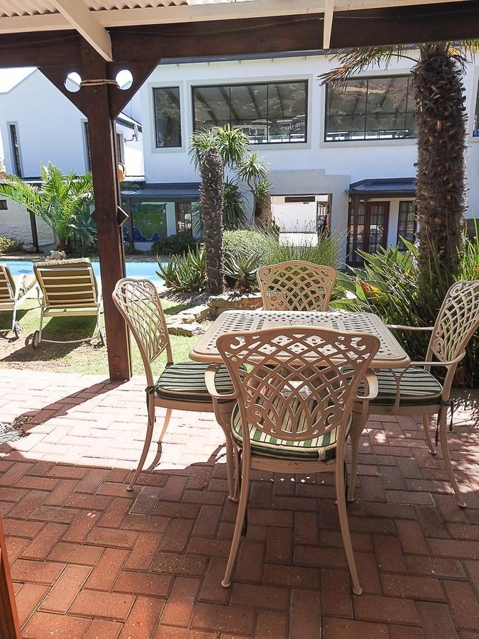 Mosselbay Backpackers Vandrarhem Mossel Bay Exteriör bild