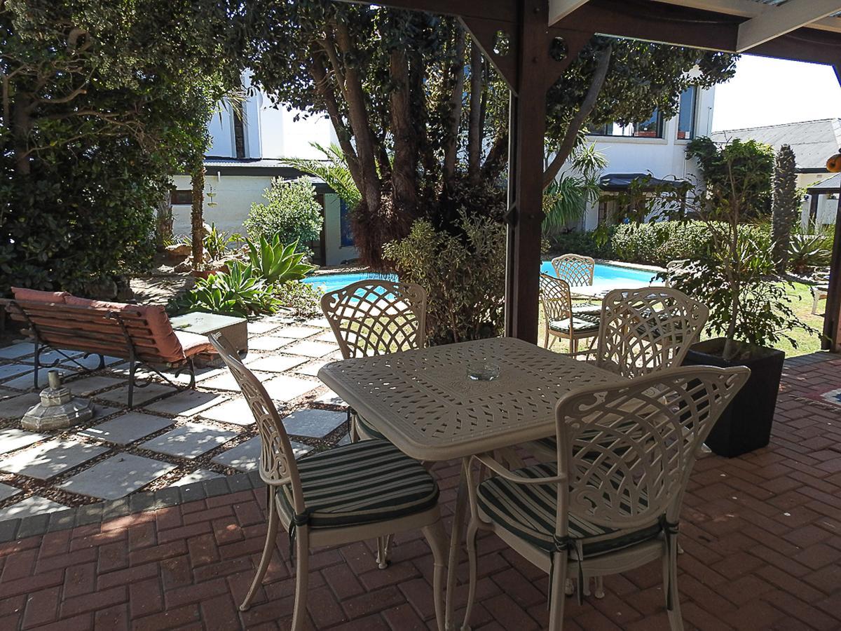 Mosselbay Backpackers Vandrarhem Mossel Bay Exteriör bild