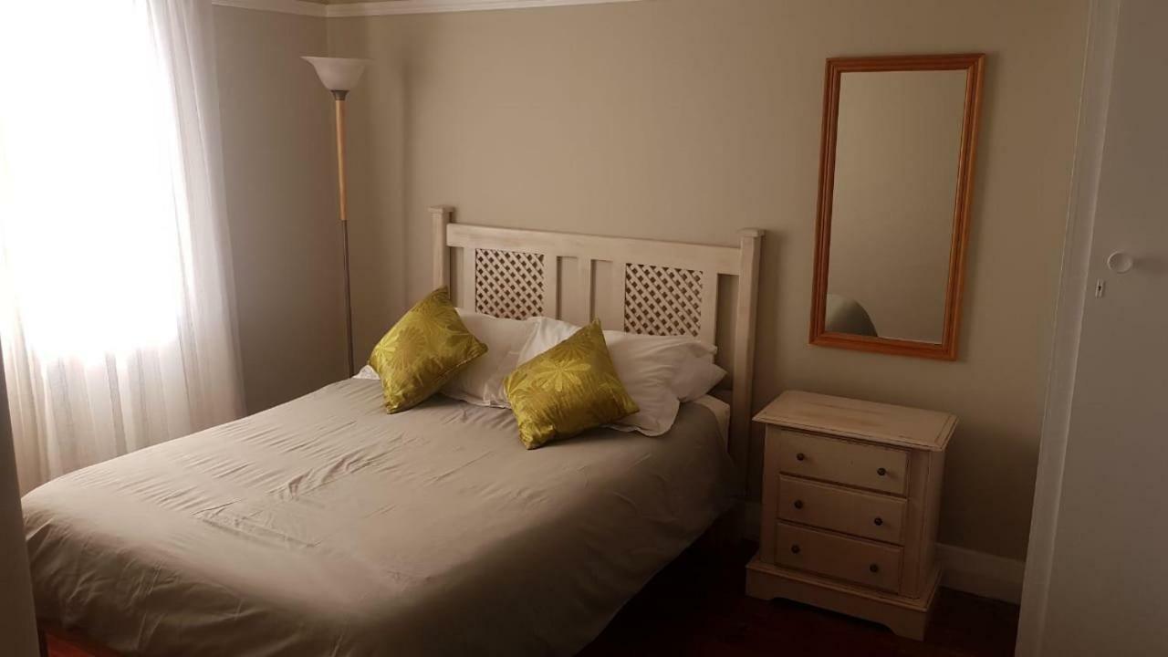 Mosselbay Backpackers Vandrarhem Mossel Bay Exteriör bild